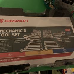 126pc Jobsmart Tool Set