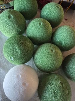 Lot of 10 USED craft balls 5.6 inches