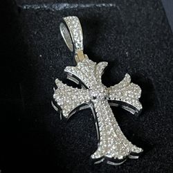 925 Sterling silver moissanite chrome heart pendant 