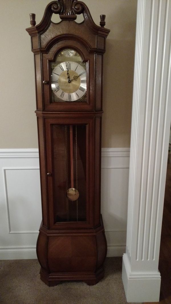 Emperor Grandfather Clock for Sale in Olympia, WA - OfferUp
