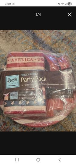 Patriotic plate napkin set for 8