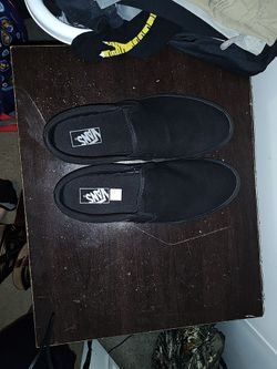 Black no tie vans