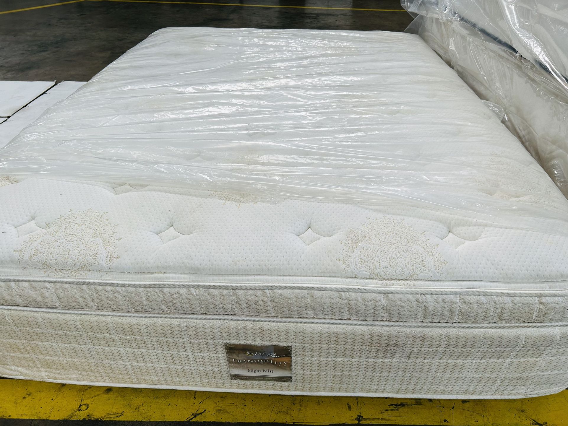 Queen Pillowtop Mattress And Boxspring
