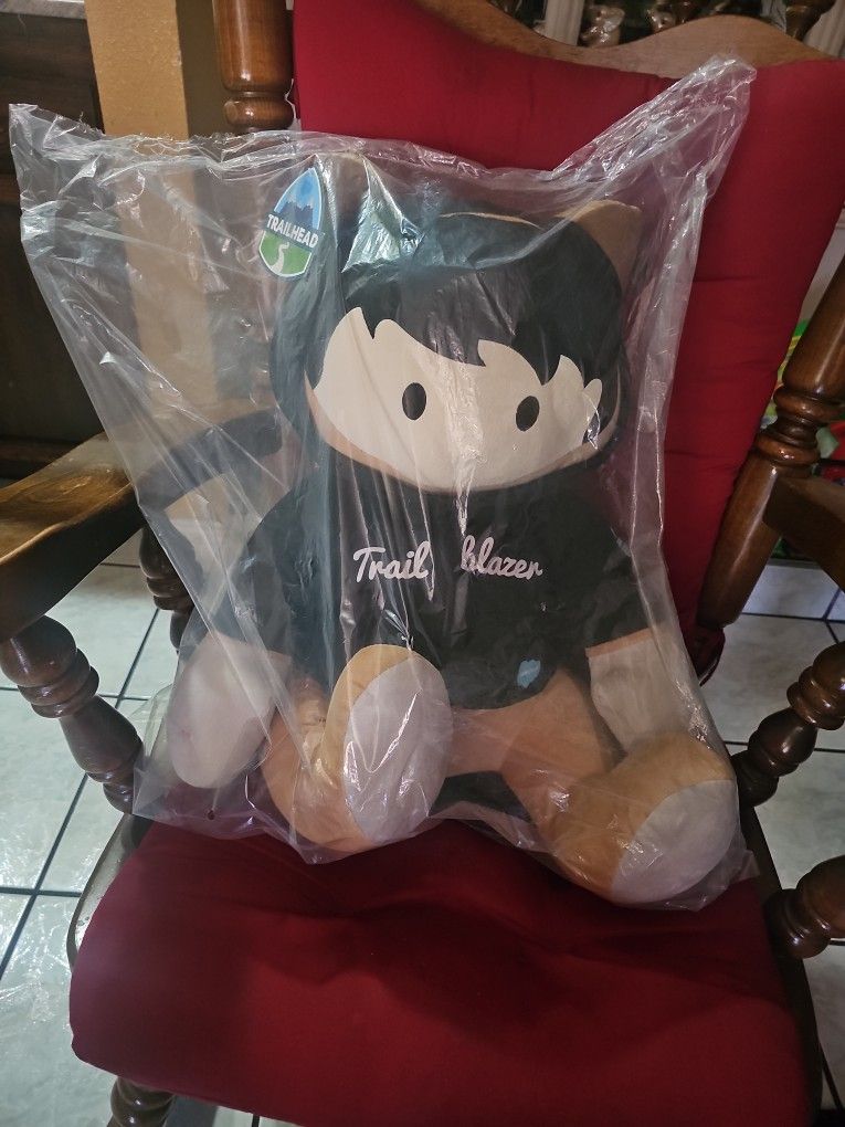 21"trail Blazer Plush Staffed Animal  Brand New 