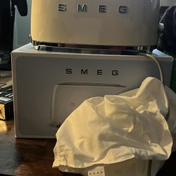 Smeg 4 Slice Toaster