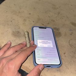 iPhone 16e (Boost mobile , works perfectly , read description ) OBO$$$