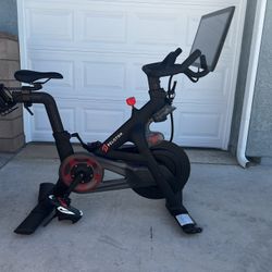Peloton Bike