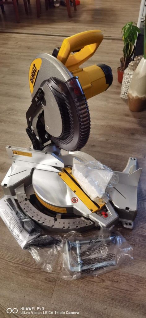 Dewalt