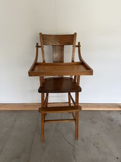 Early 1900s MISSION-STYLE CRAFTSMAN CHILD’S HIGH CHAIR