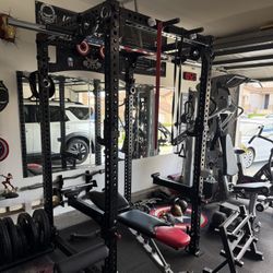 Rogue Fitness Monster Rm-4 Rack