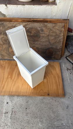 Small Waste Basket