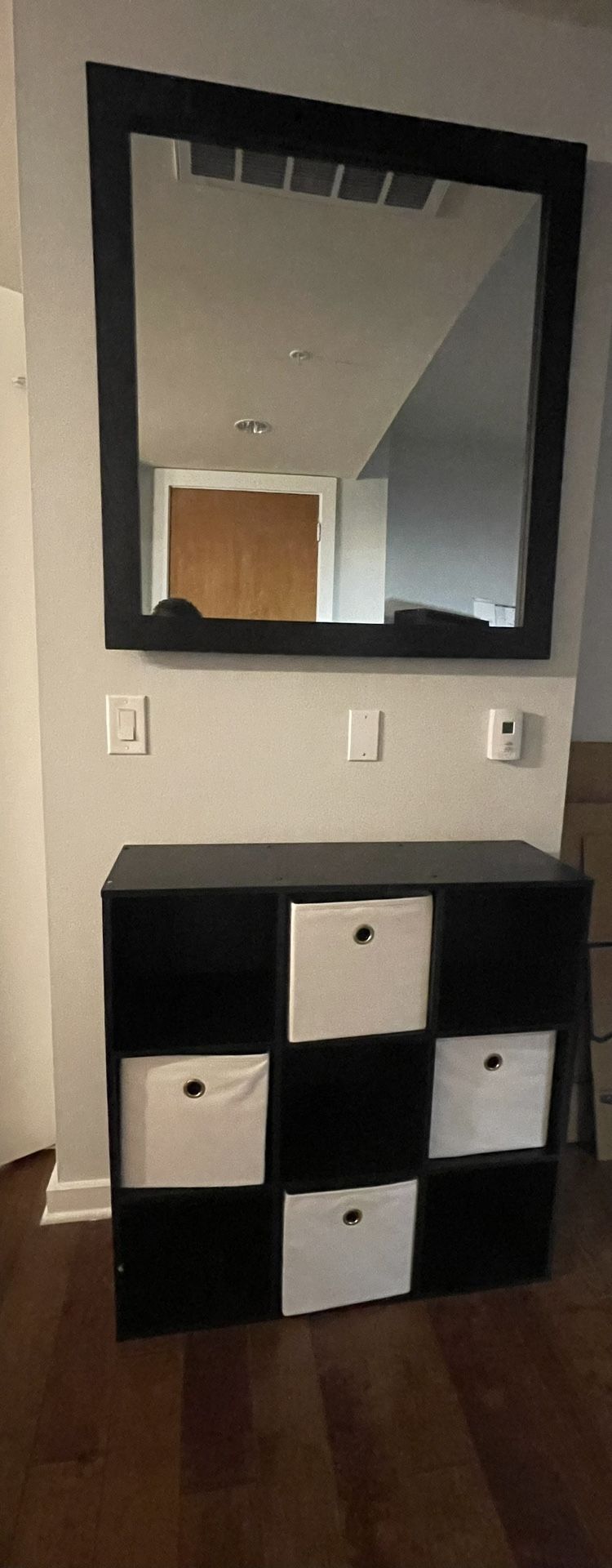 Mirror And 9 Cube shelf organizer