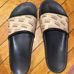 Gucci Flops