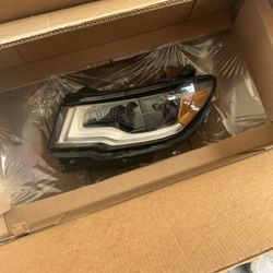 Jeep Compass Head Light For Parts