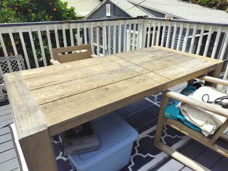 Solid wood construction outdoor patio furniture