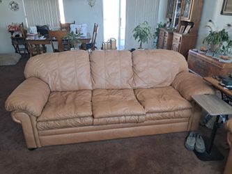 Couch & Chair