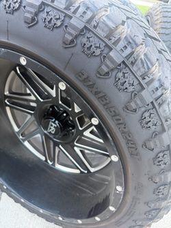37x13.50r24