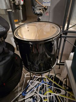 18 inch Pearl floor tom
