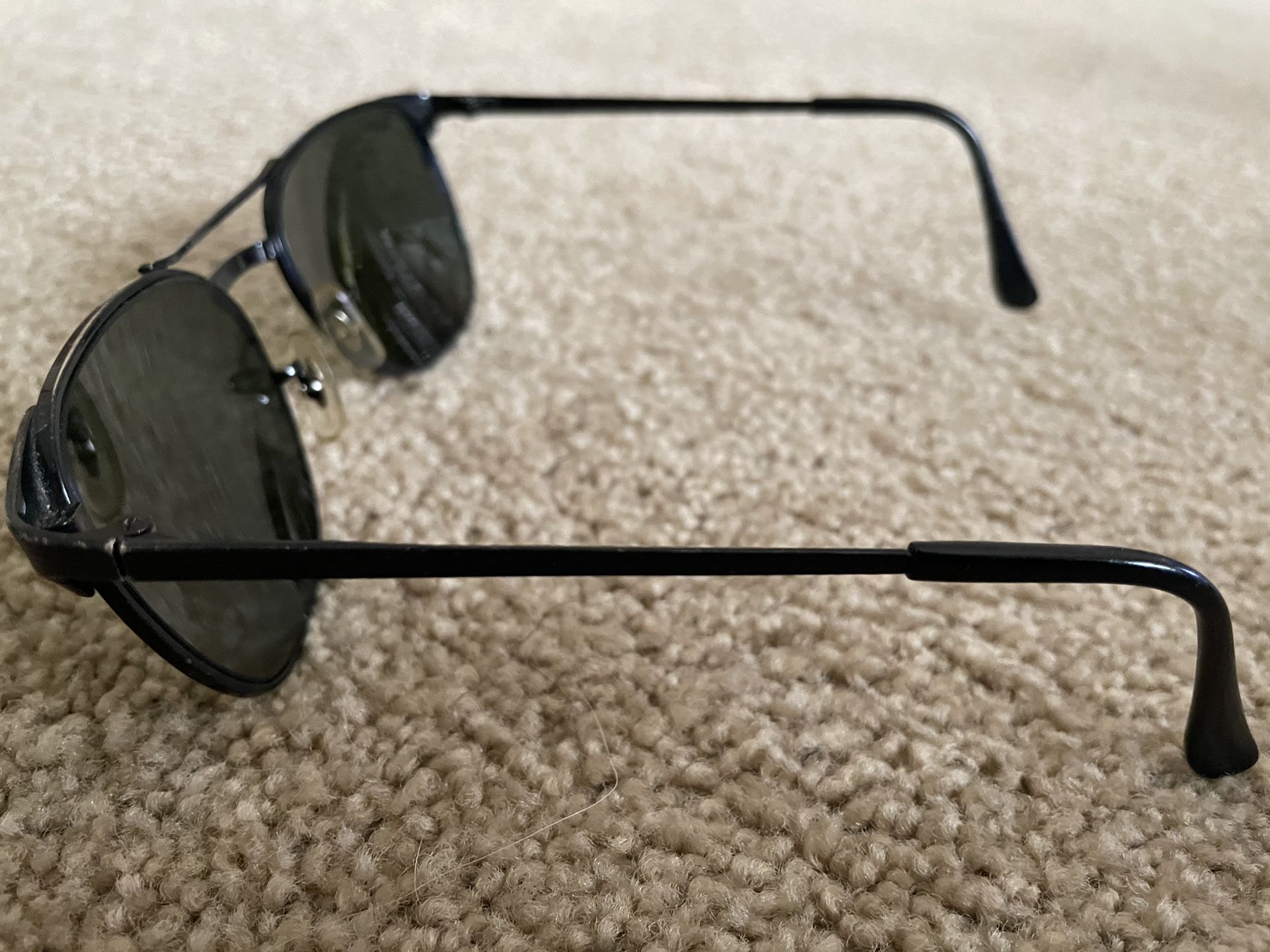 Ray VINTAGE B&L RAY BAN W1308 G15 BLACK RECTANGULARS OLYMPIAN II DLX  SUNGLASSES XPar for Sale in Yorkville, IL - OfferUp