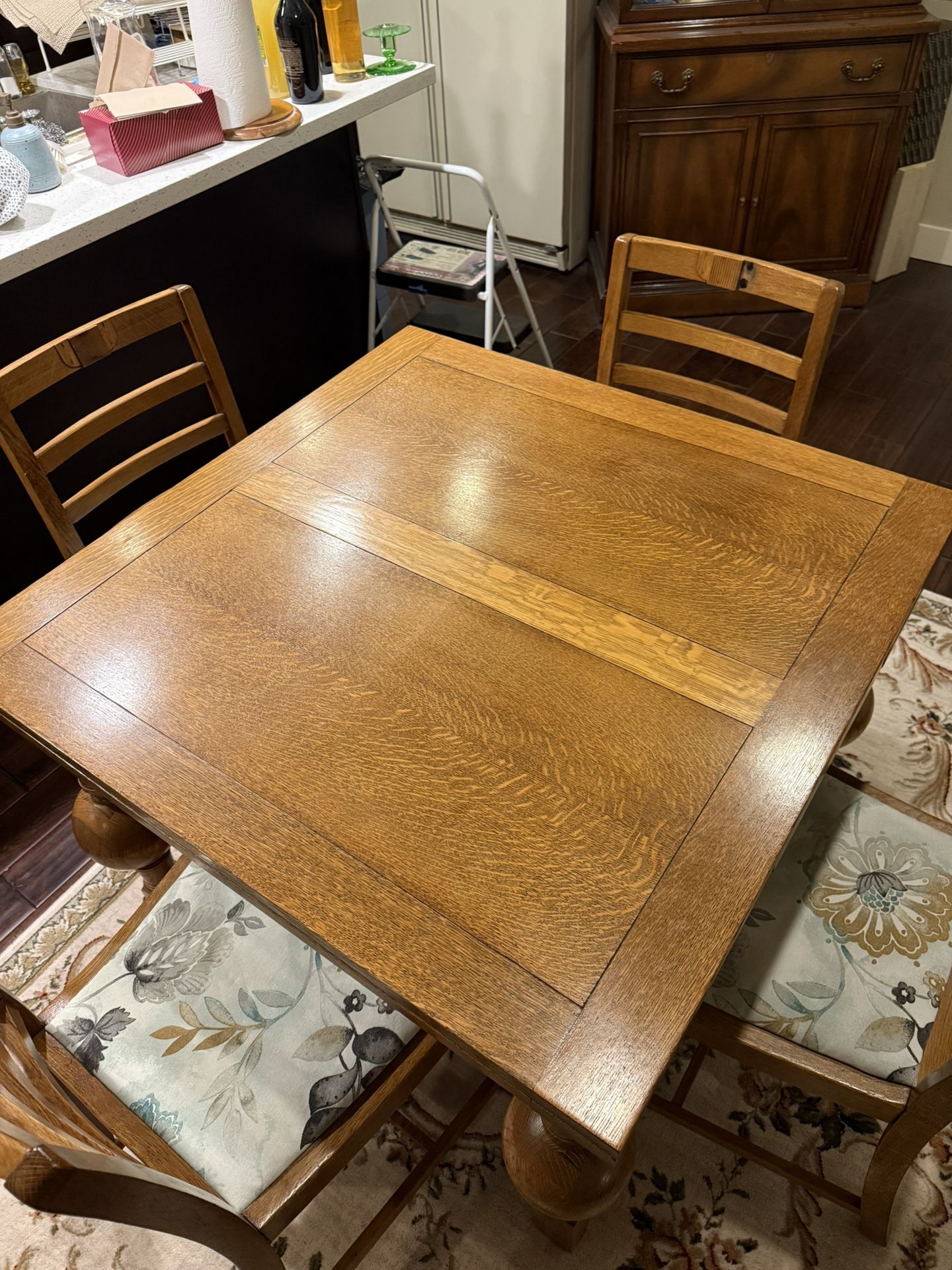 Expandable Kitchen Table With 4 Chairs
