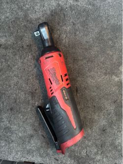 Milwaukee 3/8 cordless ratchet