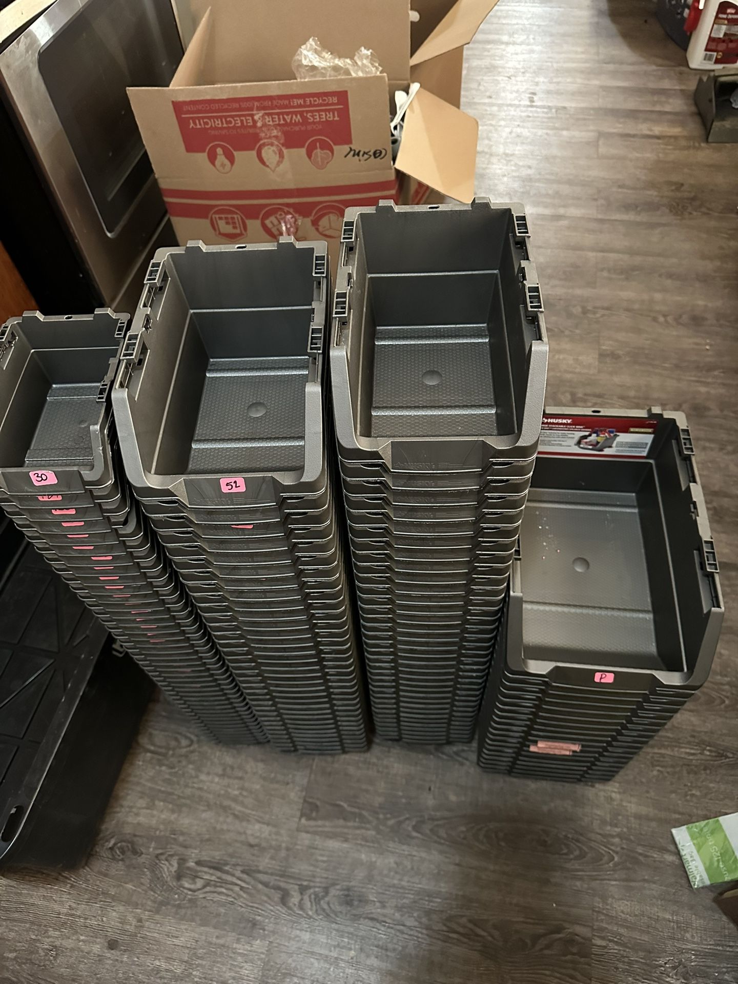 husky stackable click bins for Sale in Bakersfield, CA OfferUp