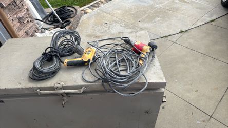 Drywall screw guns