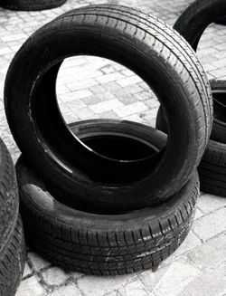 Continental 4x4 Contact - 235/50R19