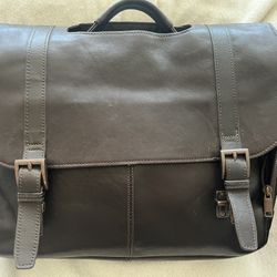VTG:Wilson Leather Flap Laptop Briefcase Messenger Bag.Dark Chocolate Brown. (Missing shoulder strap)