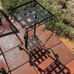 Metal Plant Stand