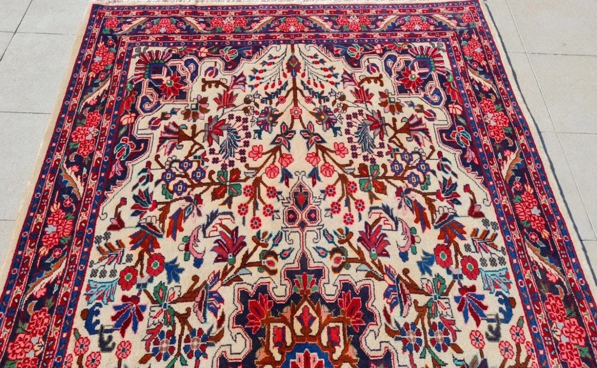 Persian Rug 7’3x4’3