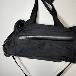 Black Duffle Bag With Wheels