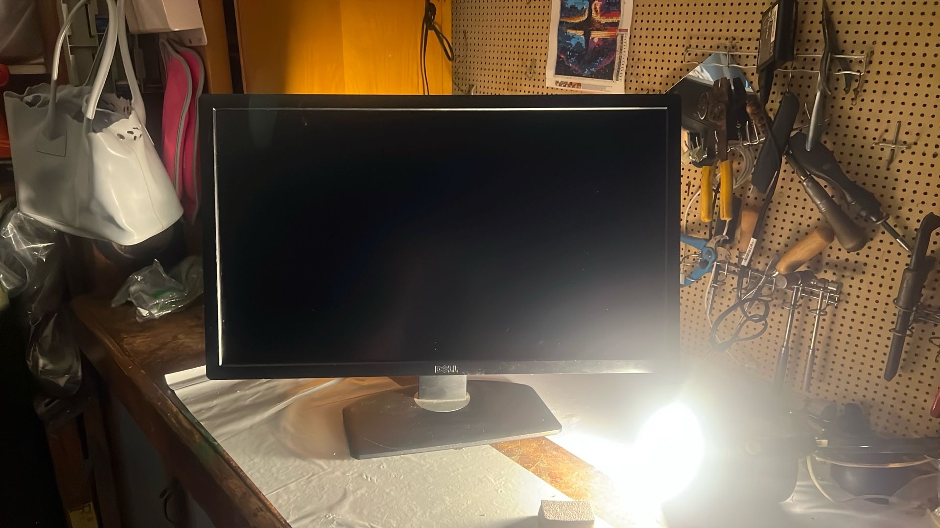 Dell Professional P2412H 24" Flat Panel Widescreen LED-backlit LCD Monitor