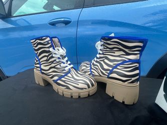 Women’s zebra print combat boots size 8.5