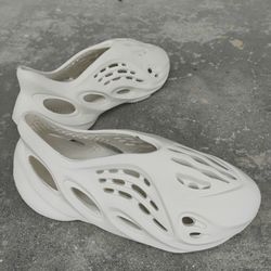 Men Size 10 Adidas Yeezy Foam Runner 'White'