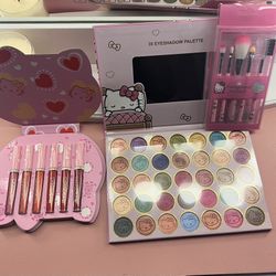 Hello kitty makeup Bundle