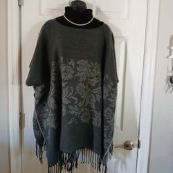 Brand New Beautiful Poncho One Size