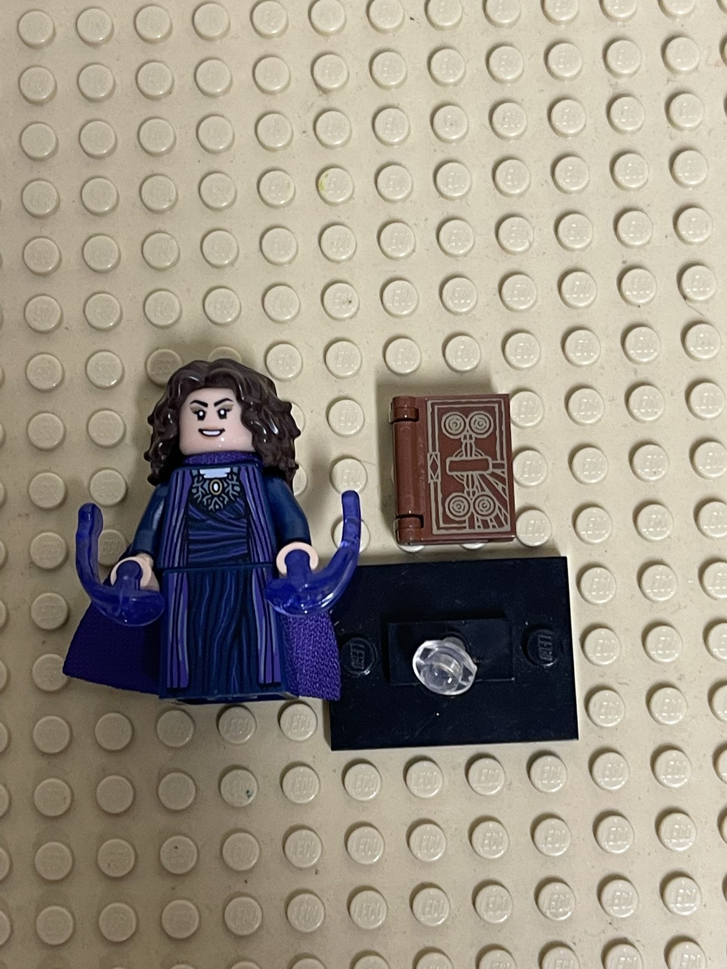 LEGO Marvel Studios Series 2 Agatha Harkness Minifigure