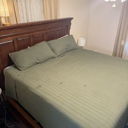 King size Wooden Bed 