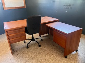 Free Wood office desk and chair