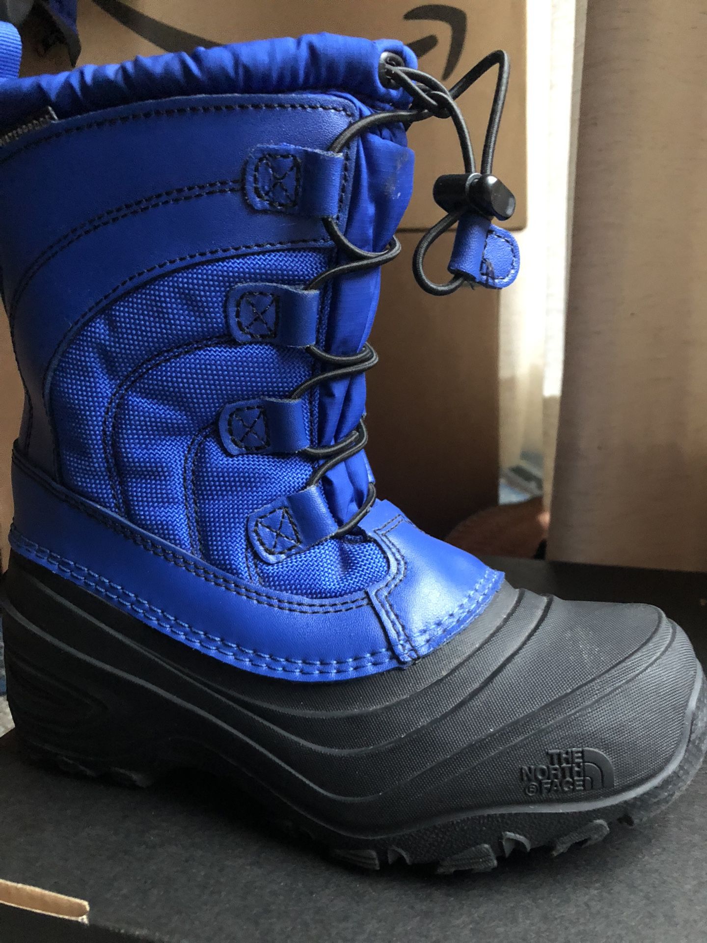 The North Face Snow Boots ( SZ 2)