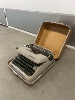 Vintage 1950s Smith-Corona Sterling Typewriter with Case, Gray & Green
