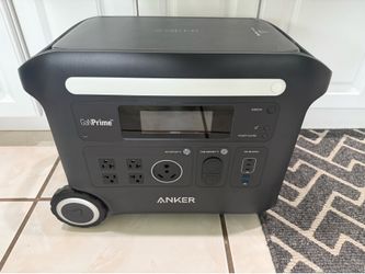 Anker Solix F2600 + 200W Solar panel
