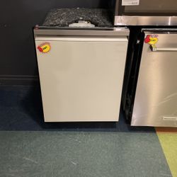 Samsung Dishwasher White‼️