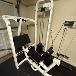 Commercial Leg Press Machine. 