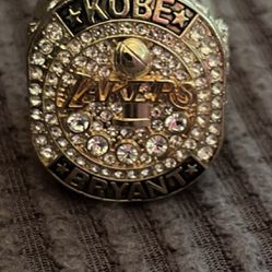 Kobe Bryant “BLACK MAMBA” Tribute Ring 