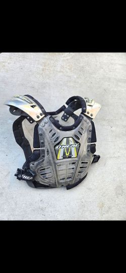 o neal chest protector XL riding 


Dirt bike Quad Rzr Can am Motorcycle Honda Yamaha Kawasaki KTM Suzuki raptor rzr polaris