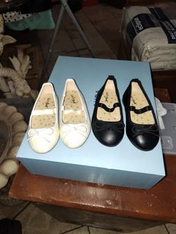 Girl Shoes Size 6
