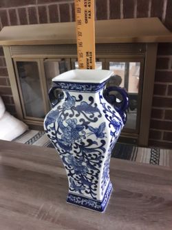 Lovely Blue And White Vase