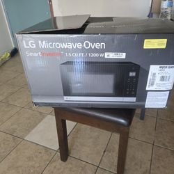 Brand New Microwave 